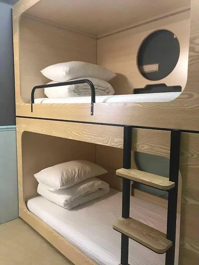 Гостевой дом Tong Luo Wan Hostel Гонконг
