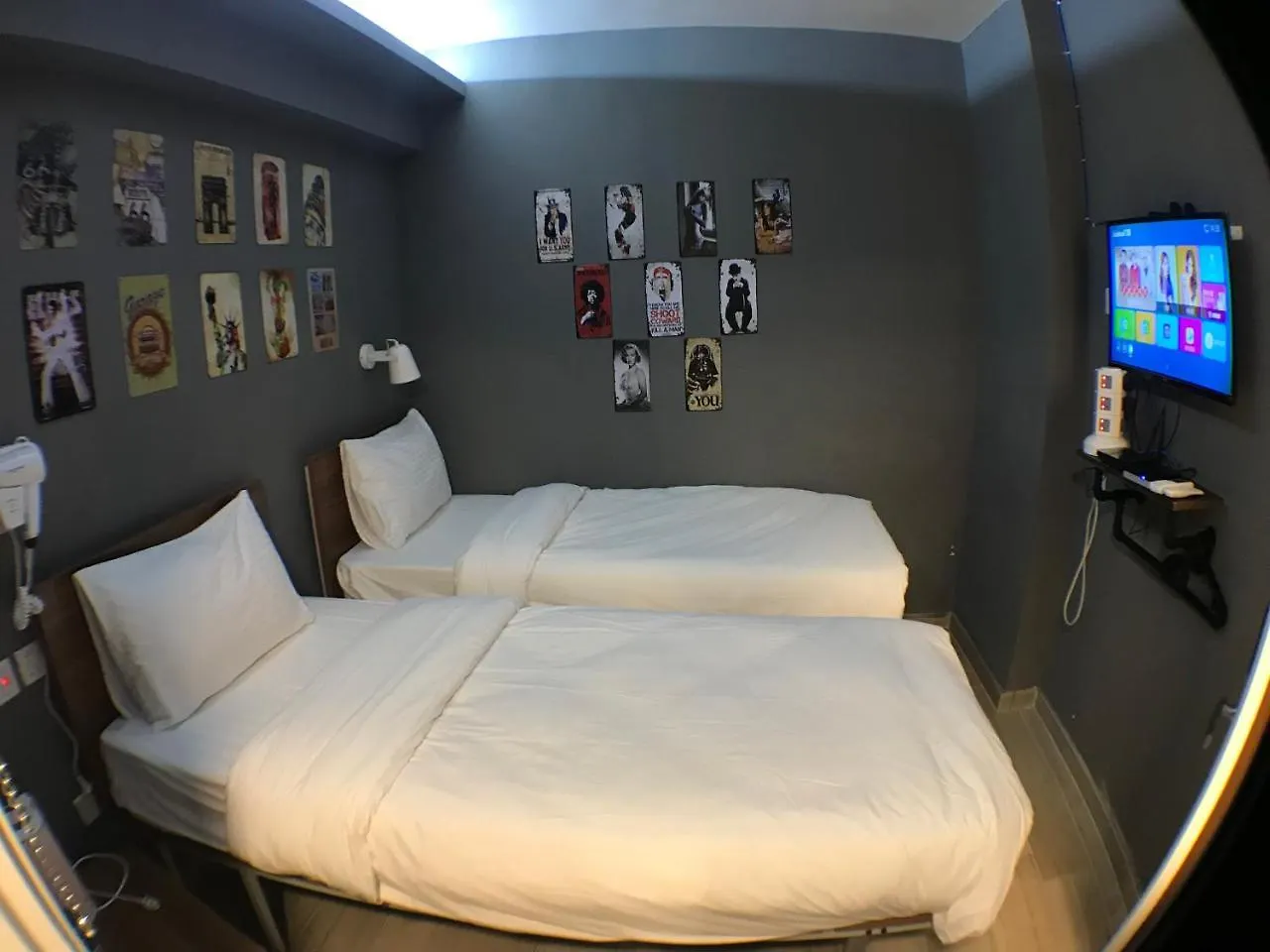 Гостевой дом Tong Luo Wan Hostel Гонконг