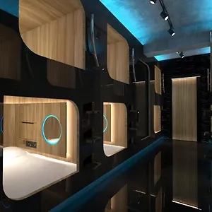 L'etoile De Tst Capsulehotel